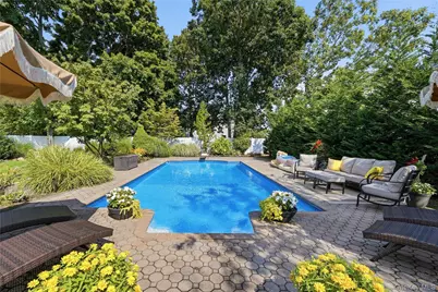 1536 Winganhauppauge Road, Islip, NY 11751 - Photo 27
