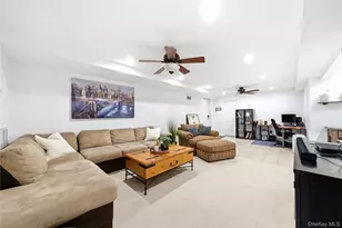 1536 Winganhauppauge Rd, Islip, NY 11751 - Photo 23