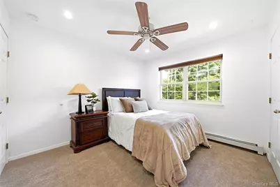 1536 Winganhauppauge Road, Islip, NY 11751 - Photo 19