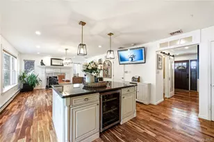 1536 Winganhauppauge Rd, Islip, NY 11751 - Photo 5