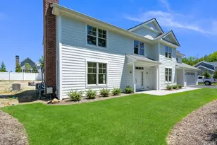 44 Plainview Rd, Woodbury, NY 11797 - Photo 3