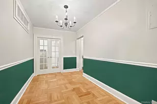 910 Stuart Ave, Mamaroneck, NY 10543 - Photo 9
