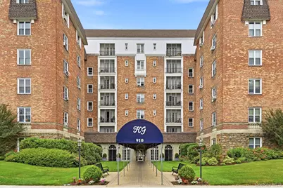 910 Stuart Avenue #2EF, Mamaroneck, NY 10543 - Photo 1