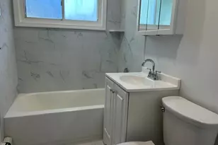 14 Cinder Ln, Hicksville, NY 11801 - Photo 11
