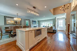 1814 Robin Ln, Bellmore, NY 11710 - Photo 7