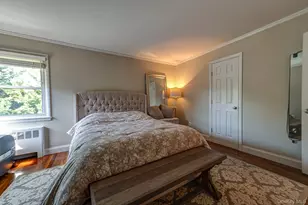 1814 Robin Ln, Bellmore, NY 11710 - Photo 11