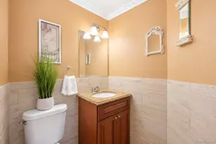 3 Humming Ln, Coram, NY 11727 - Photo 19