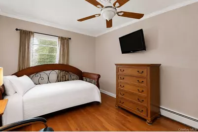 164 Bark Avenue, Central Islip, NY 11722 - Photo 31