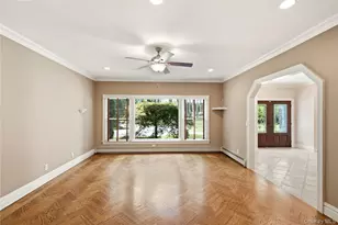 6 Lighthouse Point, Lloyd Harbor, NY 11743 - Photo 7