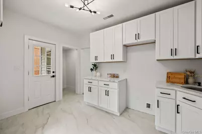 18 Anna Street, Nyack, NY 10960 - Photo 13