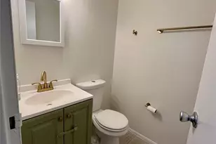 3 Hook Rd, Poughkeepsie, NY 12601 - Photo 17