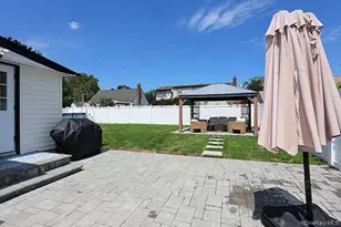269 N Suffolk Ave, Massapequa, NY 11758 - Photo 27