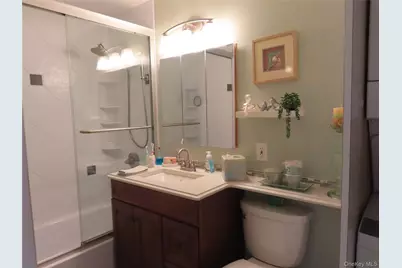 463 Mariners Way, Copiague, NY 11726 - Photo 19
