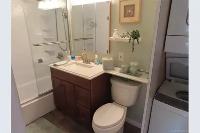 463 Mariners Way, Copiague, NY 11726 - Photo 37