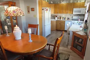 463 Mariners Way, Copiague, NY 11726 - Photo 11