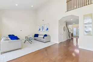 119 Madeira Blvd, Melville, NY 11747 - Photo 5