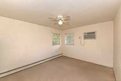1699 Meadowbrook Road, Merrick, NY 11566 - Photo 11