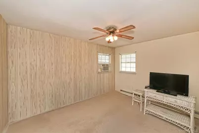 1699 Meadowbrook Road, Merrick, NY 11566 - Photo 13