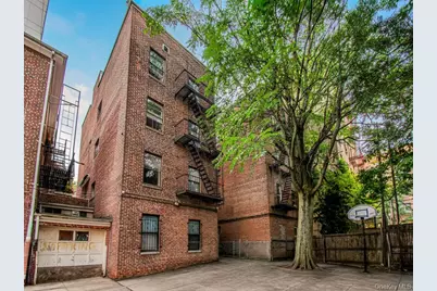 707 E 189th Street, Bronx, NY 10458 - Photo 15