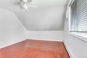 36 Atlas Ln, Hicksville, NY 11801 - Photo 21