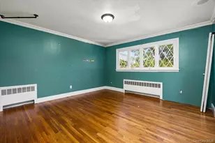 251 Perkins Ave, Oceanside, NY 11572 - Photo 11