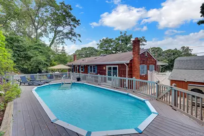 26 Greenlawn Road, Sound Beach, NY 11789 - Photo 29
