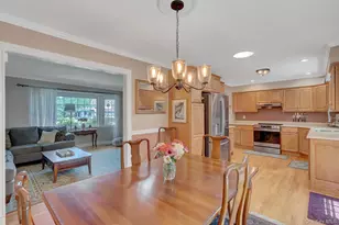 26 Greenlawn Rd, Sound Beach, NY 11789 - Photo 9