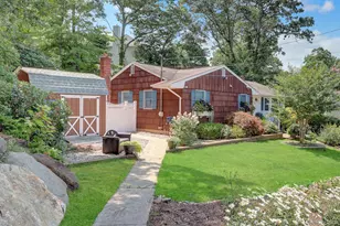 26 Greenlawn Rd, Sound Beach, NY 11789 - Photo 31
