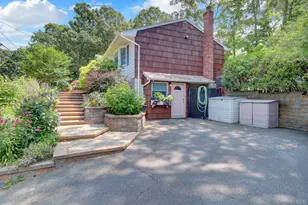 26 Greenlawn Rd, Sound Beach, NY 11789 - Photo 3