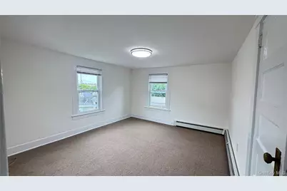 8 Colt Avenue, Babylon, NY 11702 - Photo 7