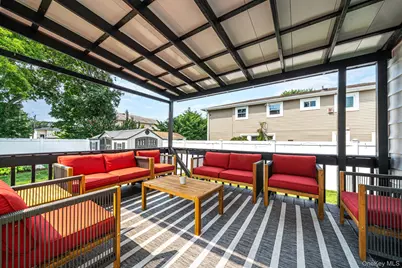 95 Colonial Drive, Massapequa, NY 11758 - Photo 33