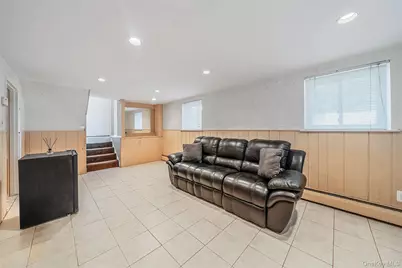 41 Orchard Street, Farmingdale, NY 11735 - Photo 23