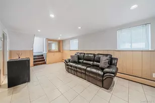 41 Orchard St, Farmingdale, NY 11735 - Photo 23