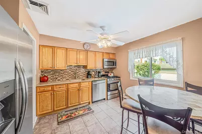 41 Orchard Street, Farmingdale, NY 11735 - Photo 9