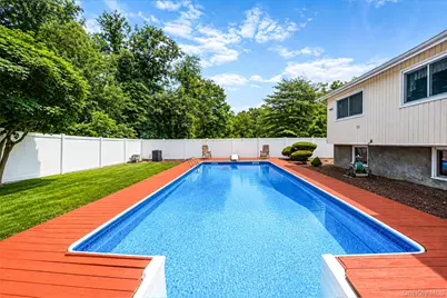 41 Orchard Street, Farmingdale, NY 11735 - Photo 33