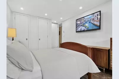 25-47 71st Street, East Elmhurst, NY 11370 - Photo 13