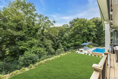 7 Ridge Drive, Melville, NY 11747 - Photo 35