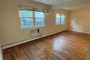 148-56 262nd Pl, Rosedale, NY 11422 - Photo 3