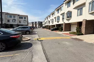 120-21 Riviera Ct, College Point, NY 11356 - Photo 3