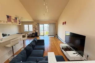 120-21 Riviera Ct, College Point, NY 11356 - Photo 13
