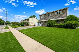 201 Acre Ln, Hicksville, NY 11801 - Photo 23