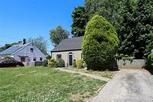 12 Garland, Westbury, NY 11590 - Photo 3