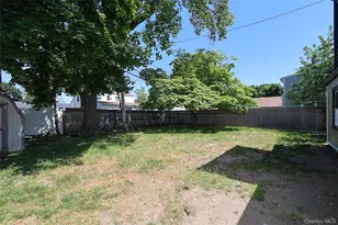 12 Garland, Westbury, NY 11590 - Photo 25