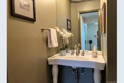 32 Columbine Lane, Kings Park, NY 11754 - Photo 13