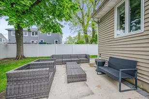 448 Westminster Rd, Cedarhurst, NY 11516 - Photo 21