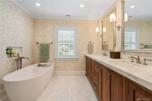 18 Matinecock Farms Rd, Glen Cove, NY 11542 - Photo 13