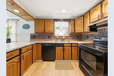 23 Sunrise Trail, Monroe, NY 10950 - Photo 9