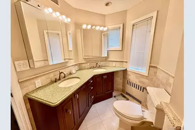 11 Andover Lane, Manhasset, NY 11030 - Photo 17