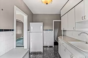 82-88 61st Rd, Middle Village, NY 11379 - Photo 11