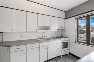 82-88 61st Rd, Middle Village, NY 11379 - Photo 9